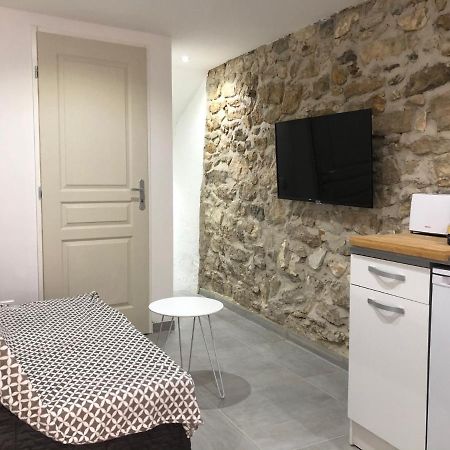Les Olives Wifi Netflix Appart-Hotel-Provence La Fare-les-Oliviers Exterior photo